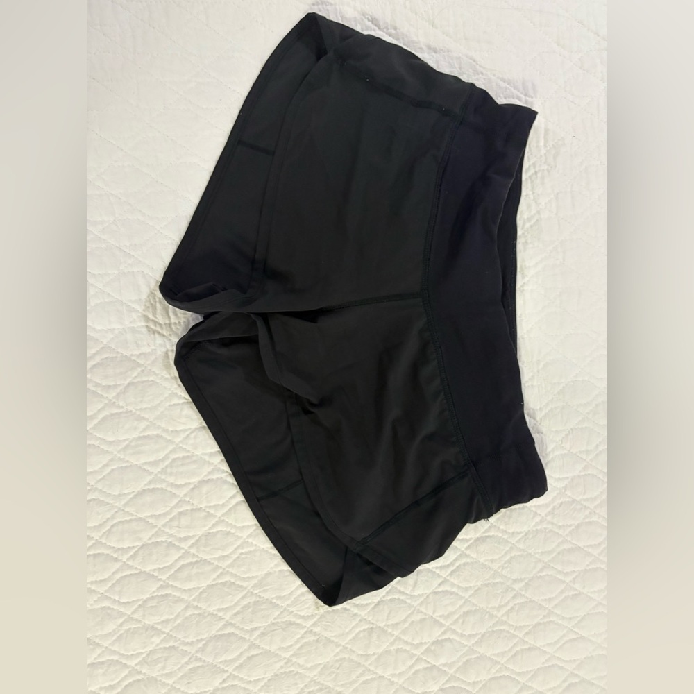 Lululemon Size 4 Black Shorts